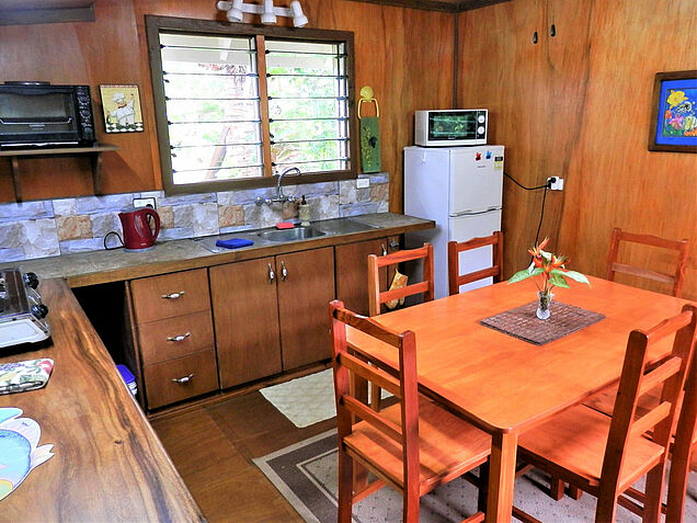 Coco Cottage kitchen